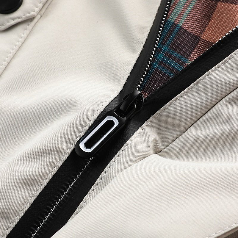 Louis Murphy | Comfortable Windbreaker and Waterproof Outdoor Jacket